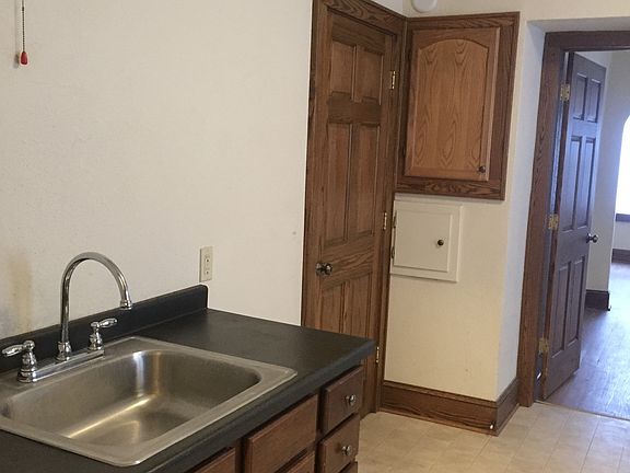 4127 W Vliet St - Rent to own (upper unit)