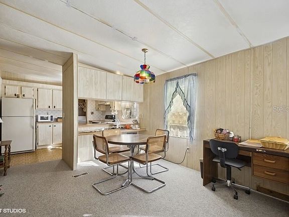 3rd image of 185 Blue Marlin Dr