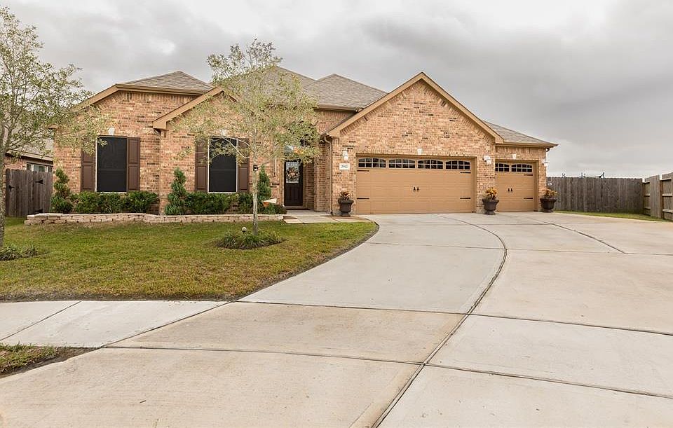 1st image of 2902 Katy Town Ln