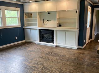 23704 Collins Dr, Bernard, IA 52032