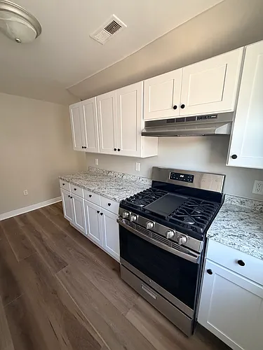 8 Arch St #3-0 Photo 1