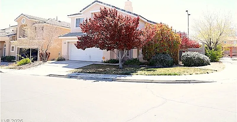 3 bed, 2.5 bath, 1495 sqft, $2,000 — Photo 2