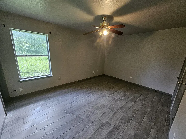 300 Castellon Ct — Photo 6