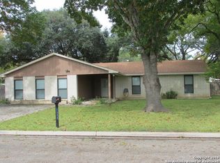 1404 32nd St, Hondo, TX 78861