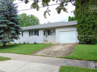 856 Martin St, Menasha, WI 54952