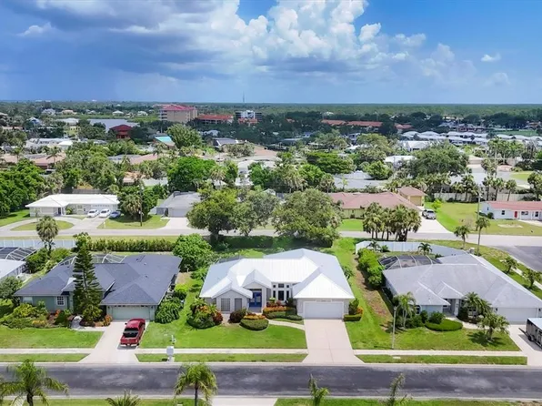 404 Bayside Ln, Nokomis, FL 34275