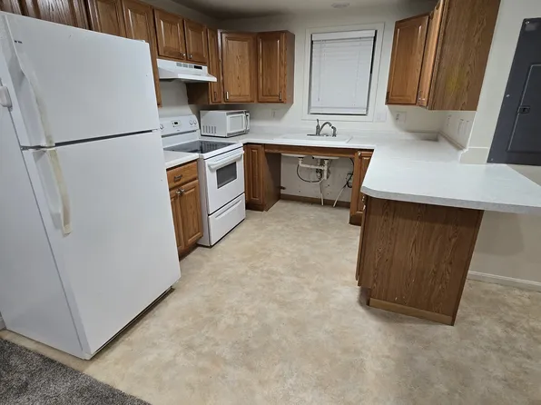 17526 Deer Hollow Dr, Sioux City, IA 51109