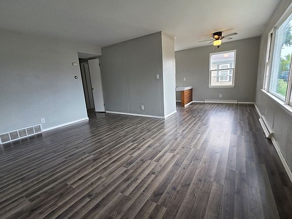 5th image of 112 Andrew Ave #1