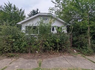 140 W Addison St, Jackson, MI 49203
