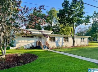 2244 Rockview Ln, Birmingham, AL 35226