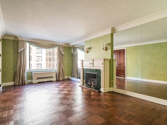 3rd image of 308 E 72nd St APT 6B