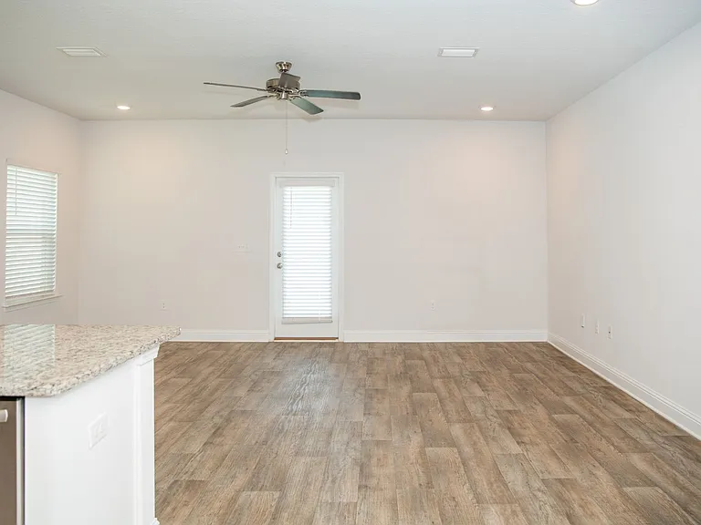 25806 Pollard Rd #37 — Photo 8