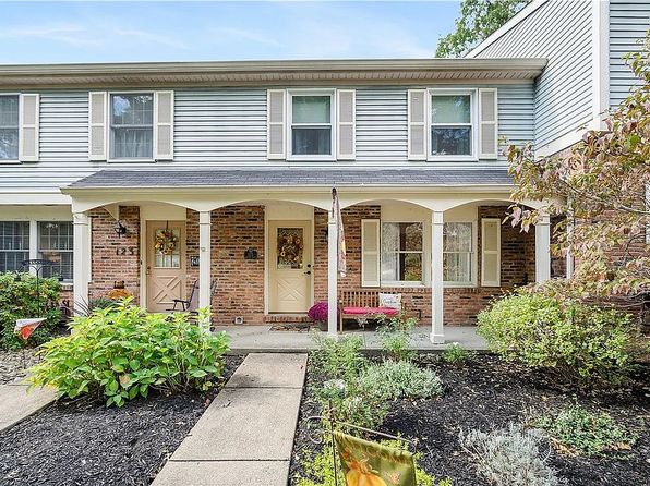 125 Grouse Ct, Venetia, PA 15367