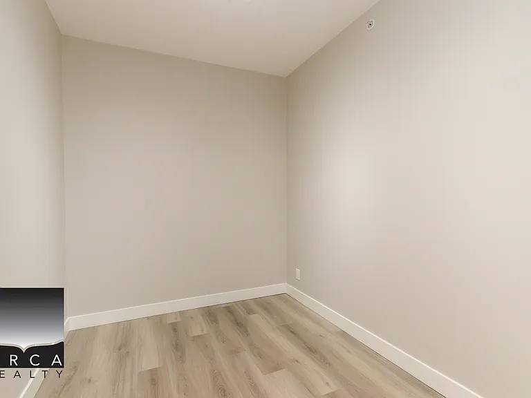 509 Homer St #509 — Photo 11