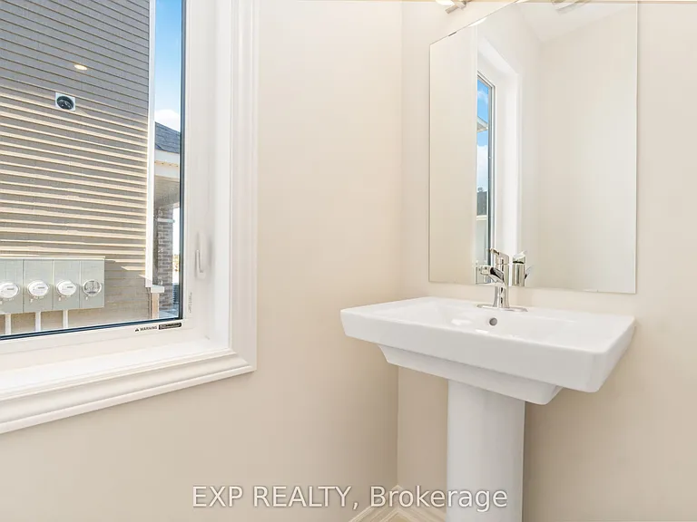 4108 Obsidian St W — Photo 4