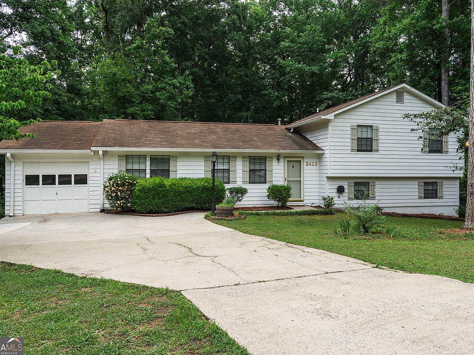 1st image of 2423 Falcon Ct