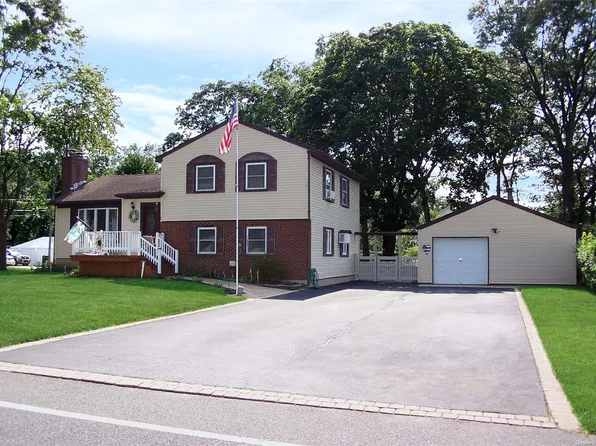 1160 Terry Road, Ronkonkoma, NY 11779