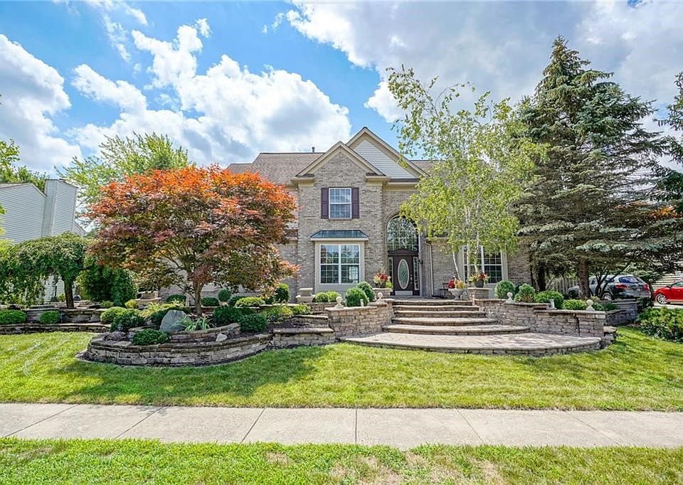 1st image of 67 W Columbine Ln