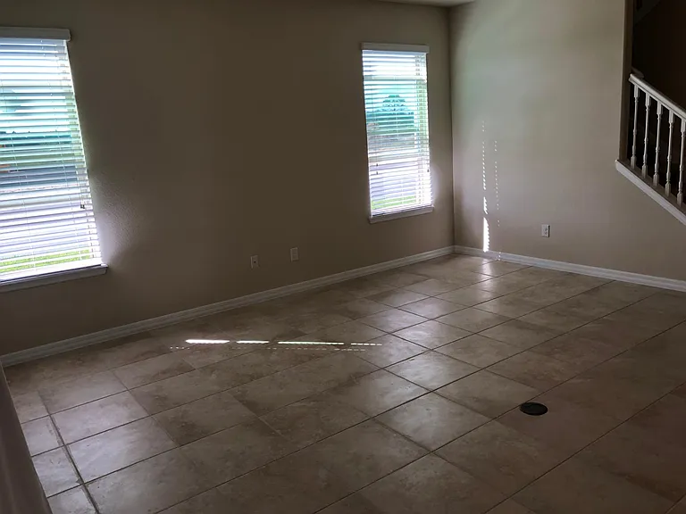 10273 Meadow Brook Dr — Photo 12