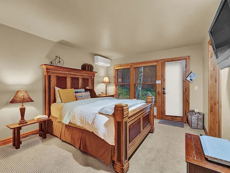Bedroom 2 with queen bed