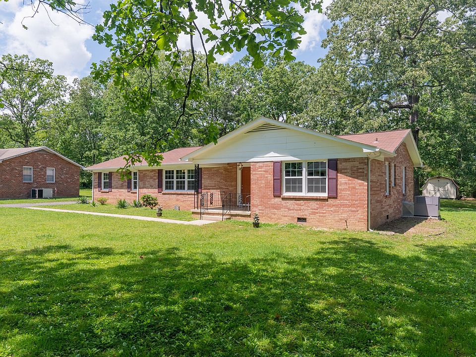 1906 Bel Aire Dr Tullahoma, TN Zillow