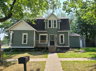 16 2nd Ave NW, Dodge Center, MN 55927