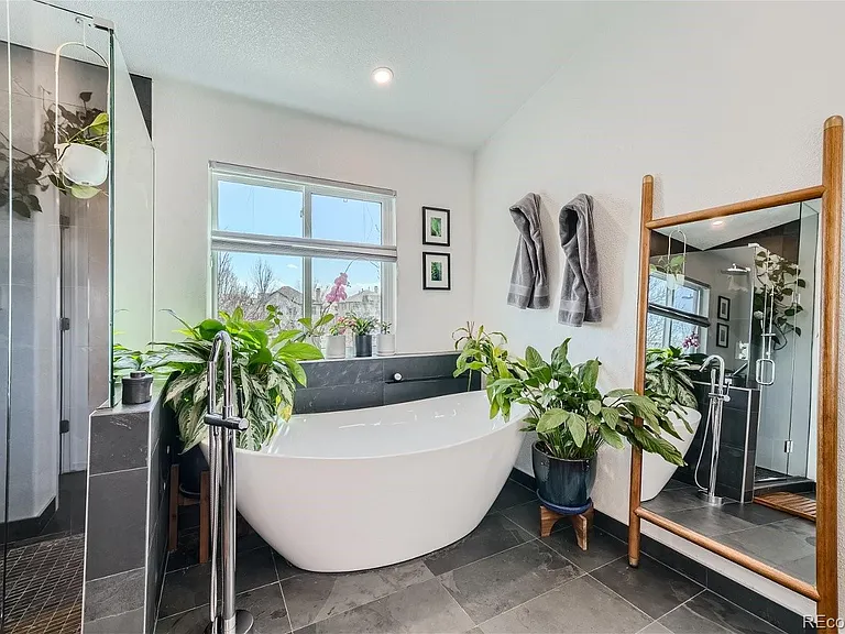 8031 E Bayaud Ave — Photo 20