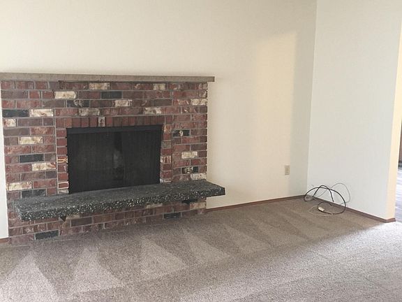 2nd image of 17308 13th Avenue Ct E