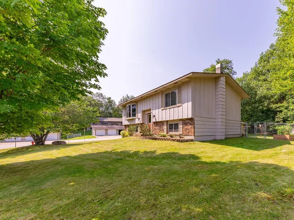 2005 SW 3rd Ave, Grand Rapids, MN 55744