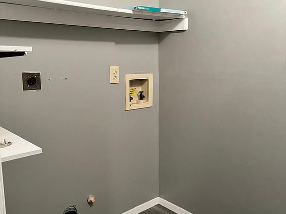 4th image of 8703 Shadycreek Dr #8703