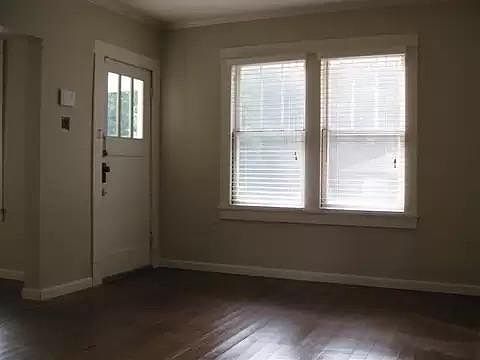 Front door opens to dining room
