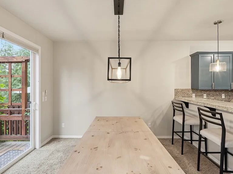 61330 Huckleberry Pl — Photo 18
