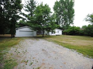 8408 Sturgeon Ave, Midland, MI 48642