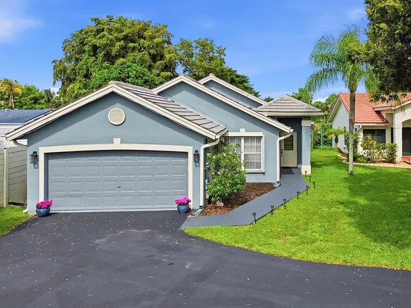 12445 SW 7th Place, Davie, FL 33325