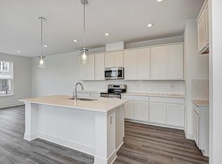 5748 Arcade Blvd, McCordsville, IN 46055