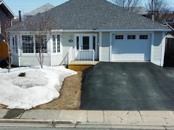 13 Westbrook Landing, Mount Pearl, NL A1N5G7
