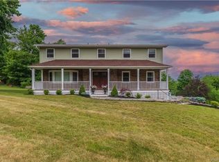 27 McGarrah Rd, Monroe, NY 10950
