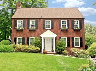 10 Hadden Rd, Scarsdale, NY 10583