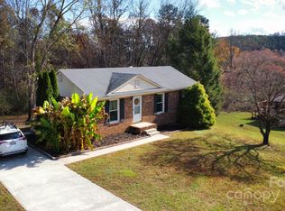 1489 Watermill Rd, Morganton, NC 28655