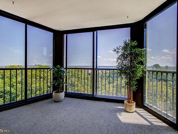 5th image of 5904 Mount Eagle Dr APT 906