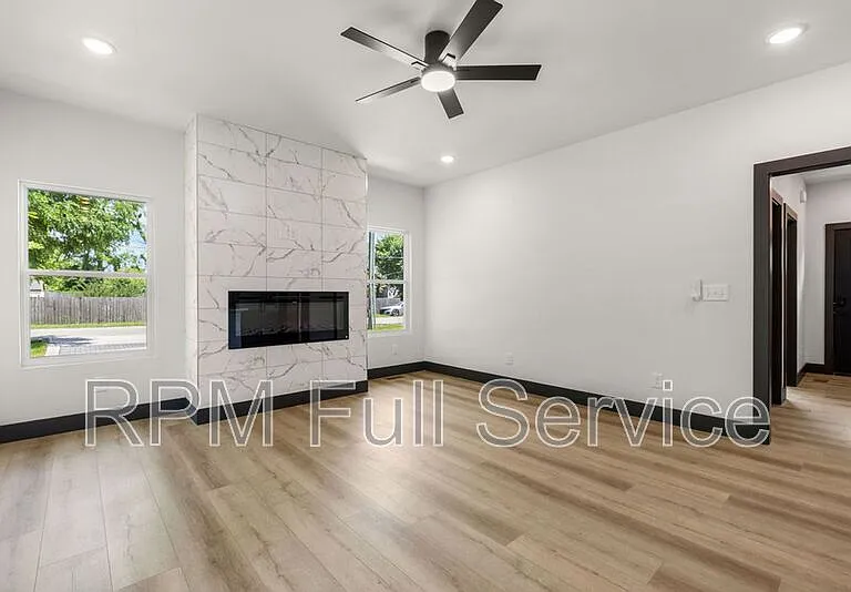 2400 Buchanan St #2400B — Photo 8