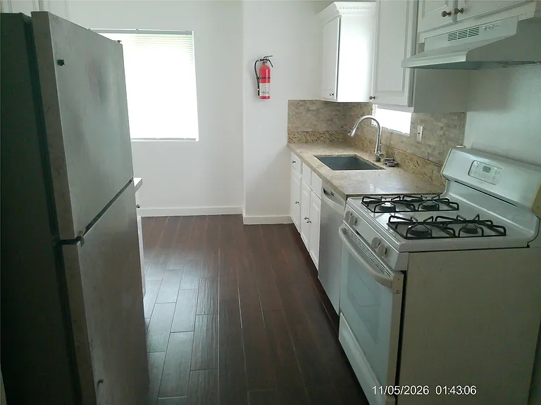 5319 Newkirk Ln — Photo 9