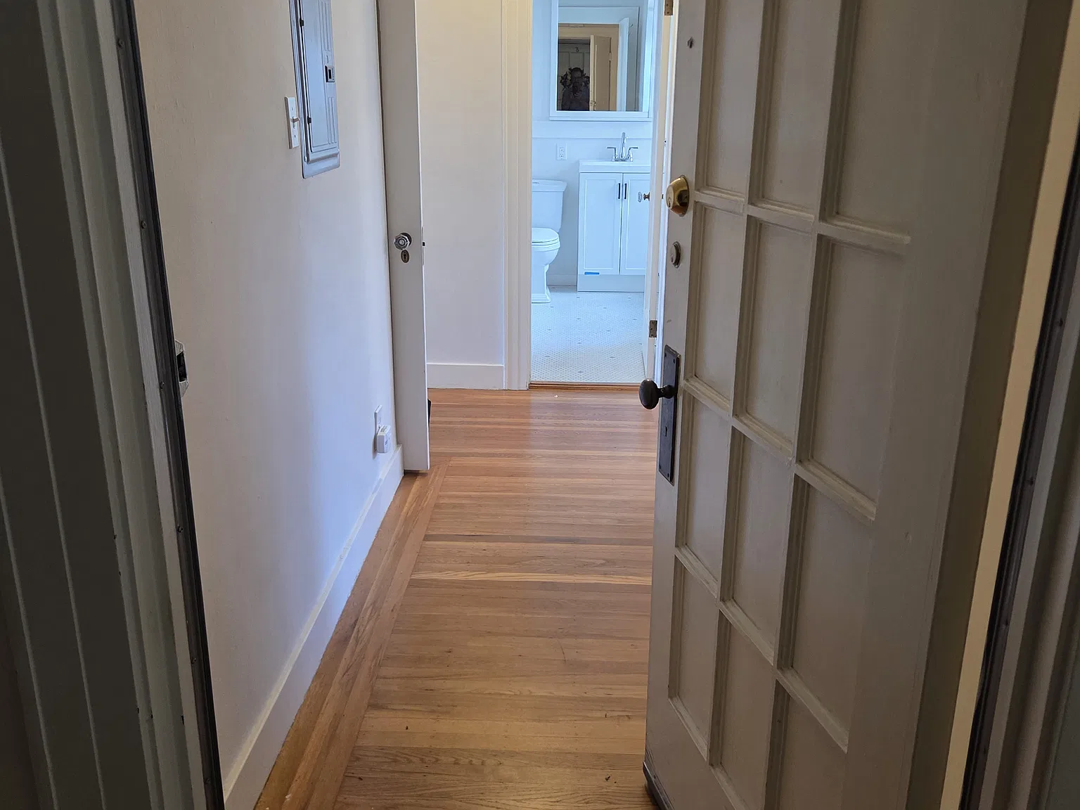 Studio, 450 sqft, $2,500 — Photo 4