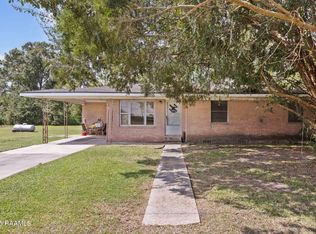 1128 Patin Rd, Breaux Bridge, LA 70517