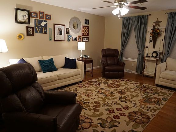 5th image of 416 Eastgate Dr