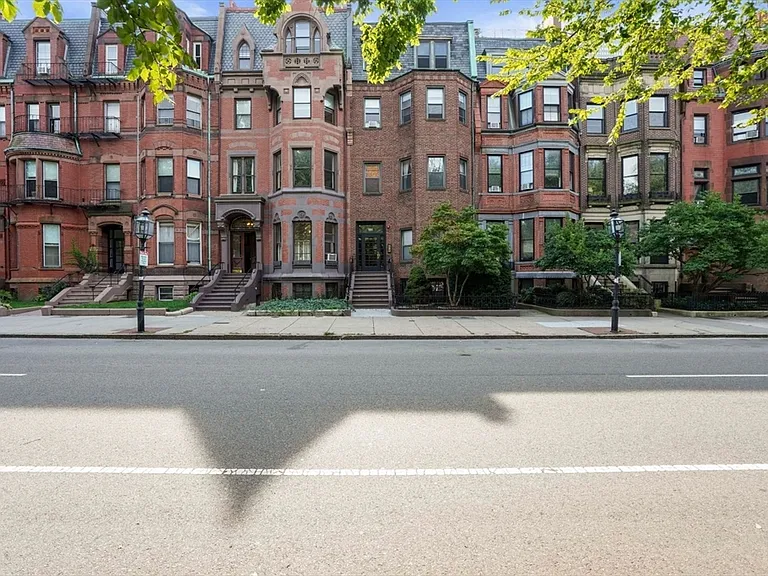228 Commonwealth Ave #7 — Photo 26