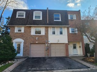 6 Hepworth Way, Markham, ON L3P3S9