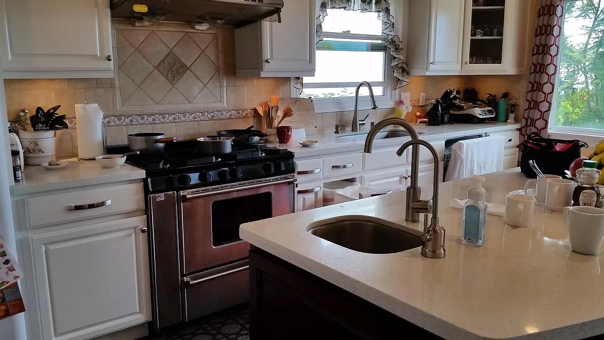 4 bed, 1682 sqft, $5,350 — Photo 4