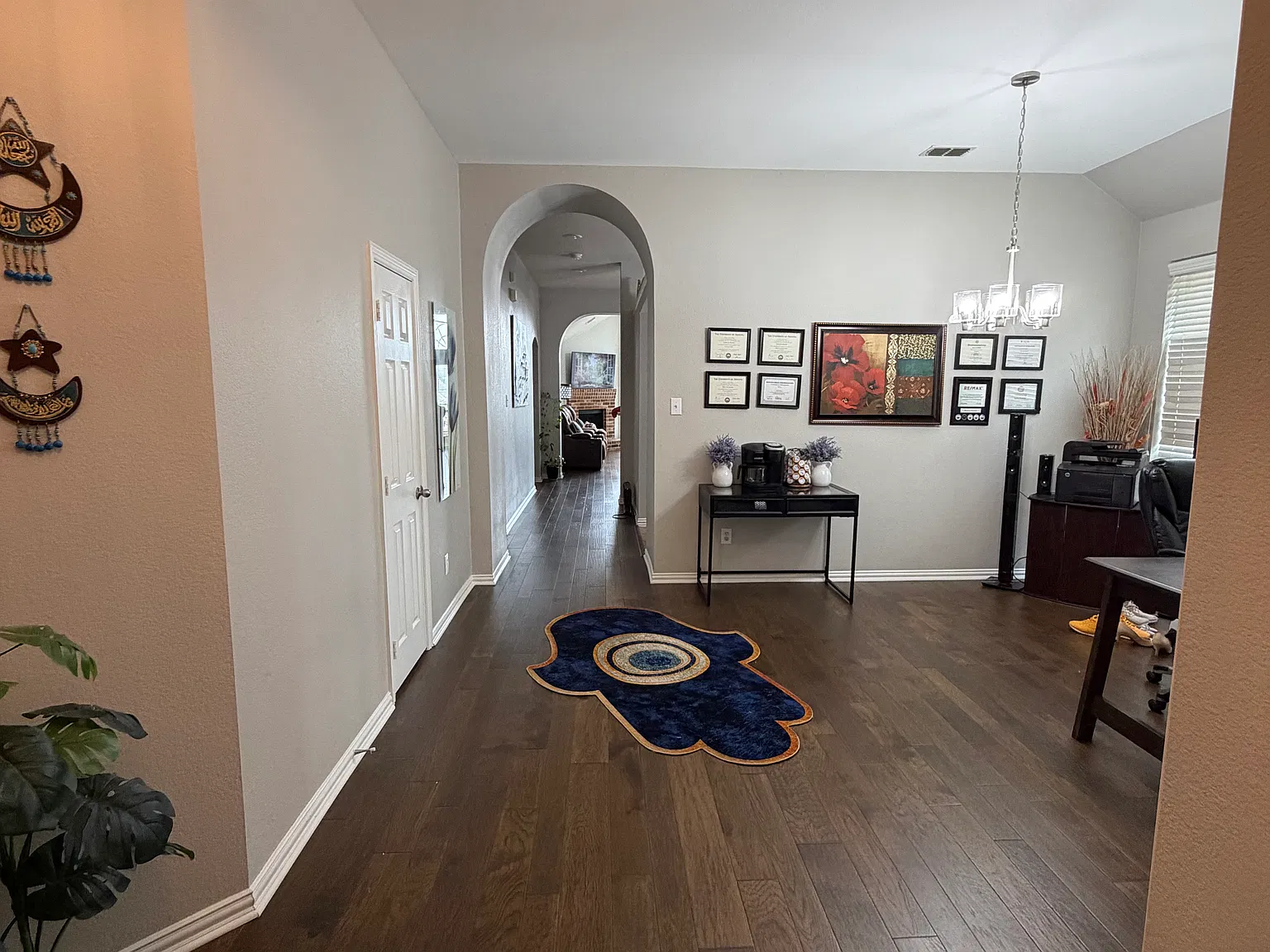 3 bed, 2075 sqft, $2,890 — Photo 3