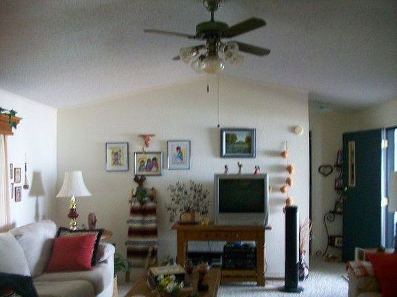 4th image of 51 Wildwood Ln
